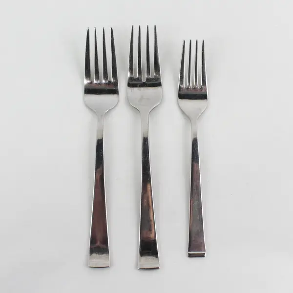 Wallace Silver Georgetown Pattern (Glossy) 18/10 2 Dinner 1 Salad Fork Rare HTF