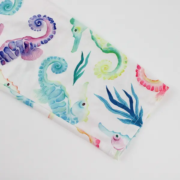 Multicolor Seahorse Print Capri Leggings Women's Size Large