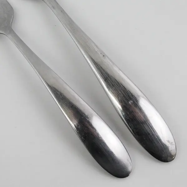 Lot of 4 Oneida Silver Landon Pattern 18/0 SS 2 Forks 2 Salad Forks Good