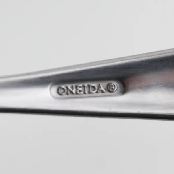 Lot of 4 Oneida Silver Landon Pattern 18/0 SS 2 Forks 2 Salad Forks Good