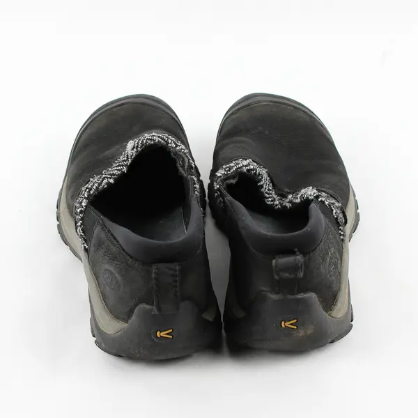 Keen Solid Black Color Kaci Winter Slip On Walking Shoes Women's Size 8