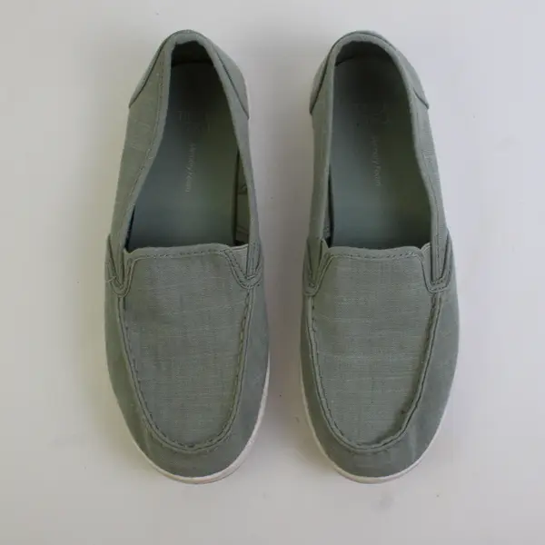 Time And True Green/White Slip On Surf Moccasin Sneakers Women's Size 9