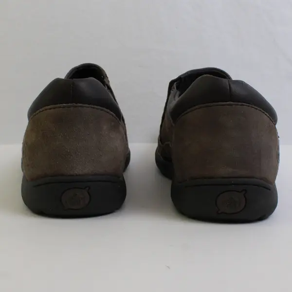 Born Solid Taupe Brown Color Leather Nigel Slip On Shoes Men's Size 9M