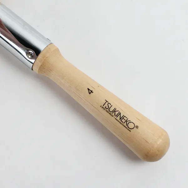 Circular TSUKINEKO Bristle Paint Brush #4 size , Wooden Handle 