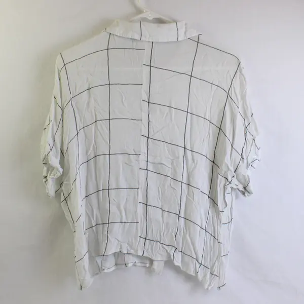 Millibon U.S.A. Women's M White Plaid Short Sleeve Cropped Button Up Shirt