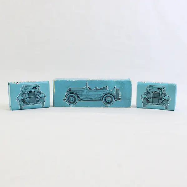 Vintage Avon 1928 Model A Wild Country Soap Set