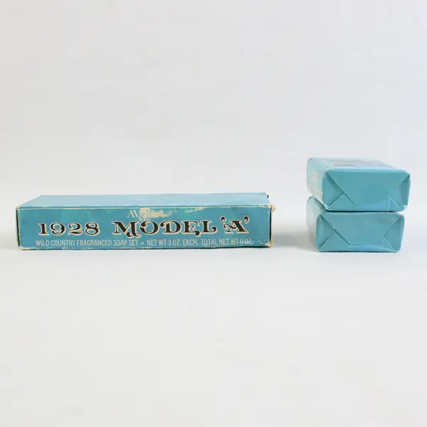 Vintage Avon 1928 Model A Wild Country Soap Set