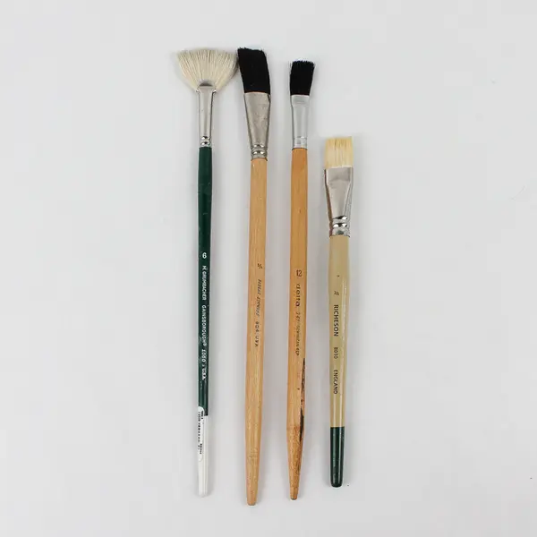 Lot of 4 Long Art Painting Brushes Assorted Sizes and Makes 
