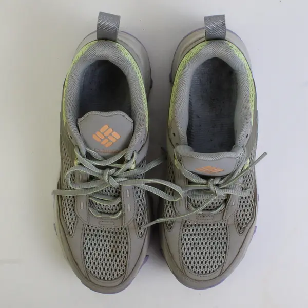 Columbia Light Gray/Purple/Green Hanta Breathe Trail Shoes (No Insole) Women's 9