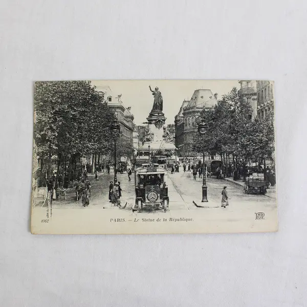 Lot of 3 Vintage Paris France Litho Postcards 1910s Eiffel Tower Concorde Palace