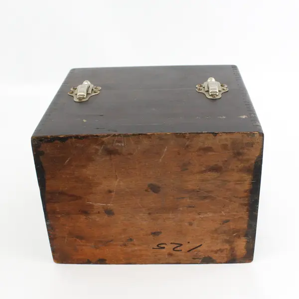 Vintage Brown Dovetailed Wood Box W/ A Metal Handle, Hinges And Clasps 8 3/4"