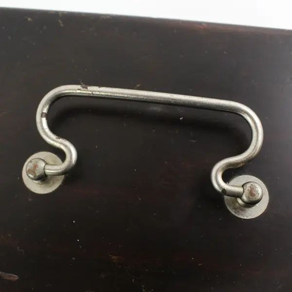 Vintage Brown Dovetailed Wood Box W/ A Metal Handle, Hinges And Clasps 8 3/4"