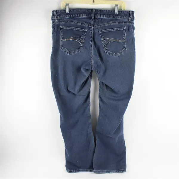 Lee Riders Jeans Women's 16 Medium Mid Rise Bootcut Dark Wash Stretch Denim