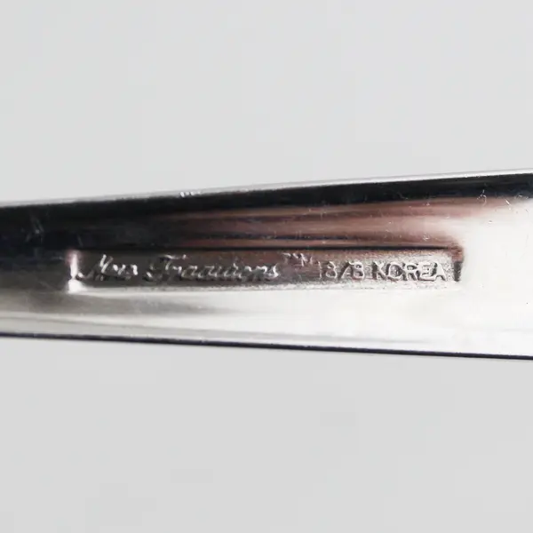 New Traditions Flatware Unknown Rare Pattern 18/8 SS Serving Fork 8.5" Good