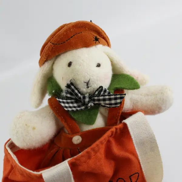 2002 Hallmark Bunnies By The Bay Petite Pete Hoop Te Dee Plush 8"