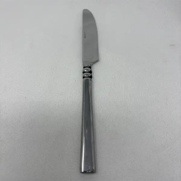 Set of 6 Oneida Tortola Stainless Steel Solid Knives