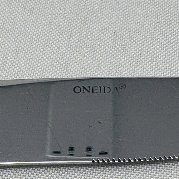 Set of 6 Oneida Tortola Stainless Steel Solid Knives