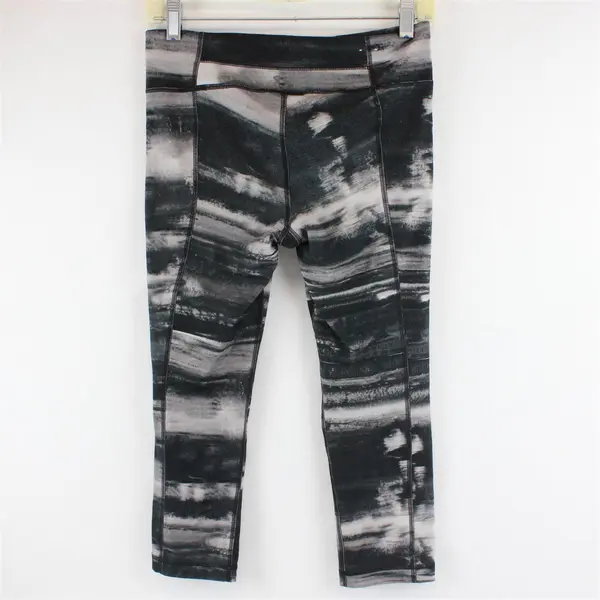 Under Armour Gray Striped Athletic Capri Leggings Women's Small