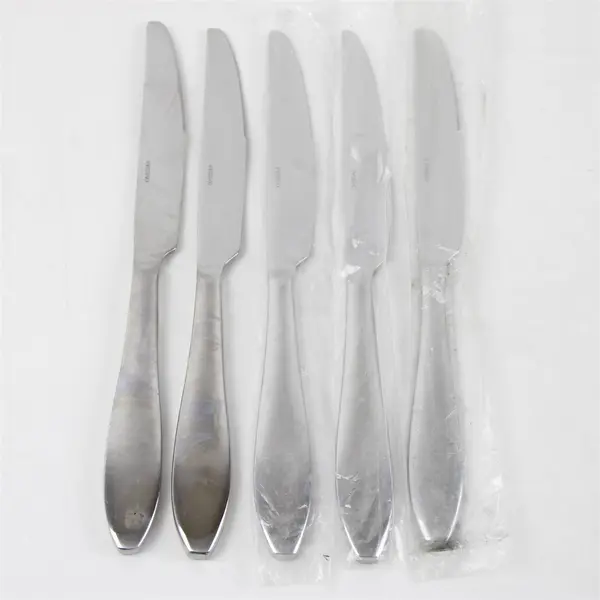Set of 5 Oneida Casaba Stainless "New French" Solid Knives