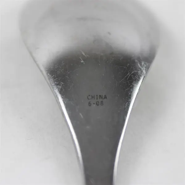 Set of 4 Oneida Calm Stainless Place/Oval Soup Spoons