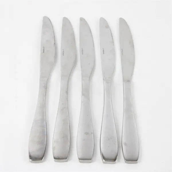 Set of 5 Oneida Calm Stainless Modern Solid Knives