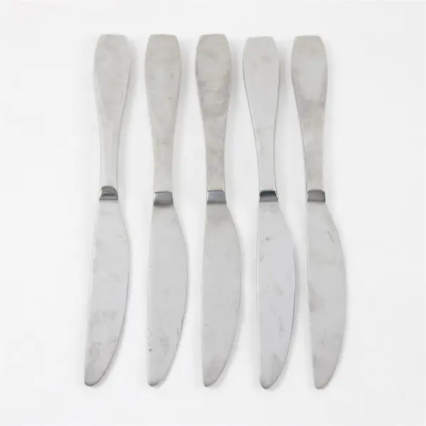 Set of 5 Oneida Calm Stainless Modern Solid Knives