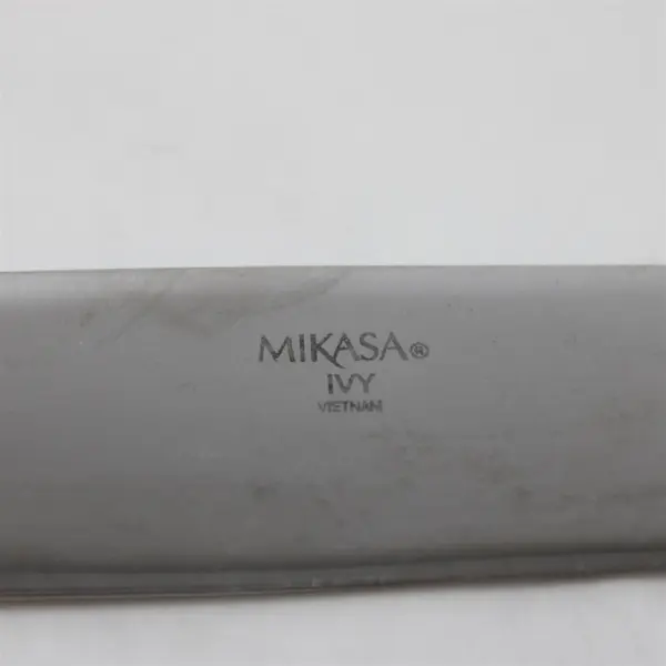 Set of 3 Mikasa Ivy Stainless Steel Solid Knives