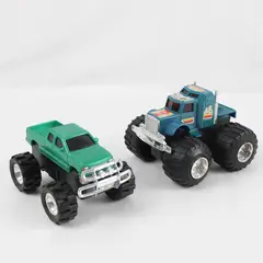 Lot of 2 Friction Wheel Trucks Working