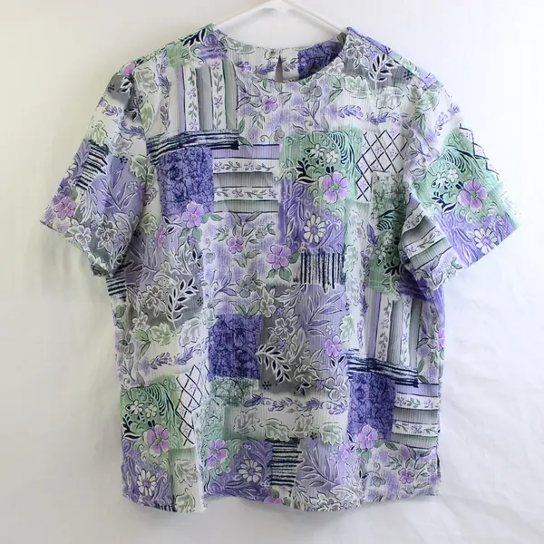 Alia Purple Green and Gray Floral Print Short-Sleeved Blouse Women's Medium