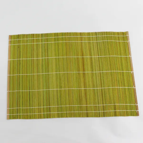 Lot of 8 Lime Green  Bamboo Placemats 12" x 18.5"