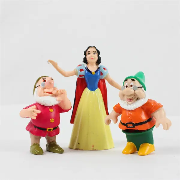 Lot of 15 Disney Action Figures Simba Snow White Tigger Donald Genie Rafiki