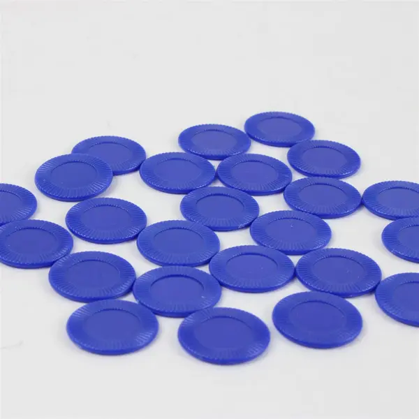 LCR (Left Center Right) Dice Game w/ Case, Chips, Dice & Instructions