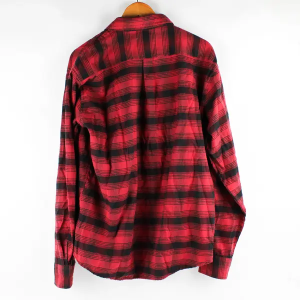 Cascade Casual Wear Red and Black Plaid Long-Sleeved Button-Down Men's Large