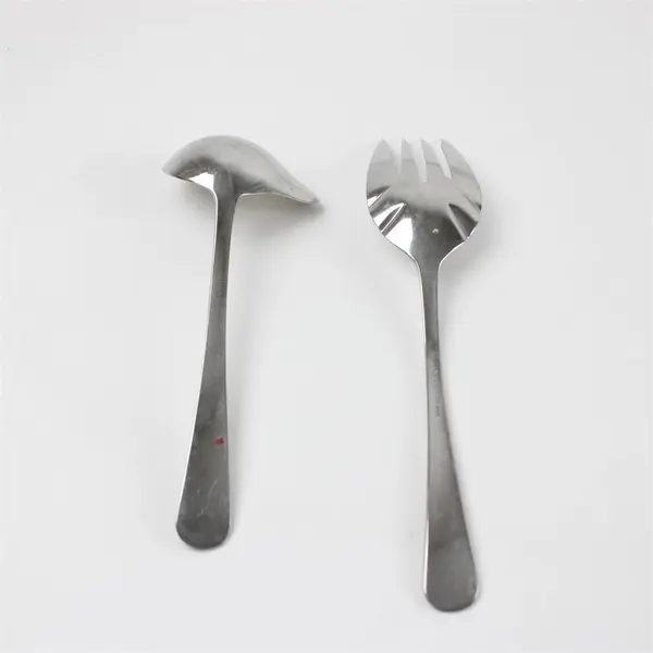 Lot of 2 Wallace Silversmiths Kensington Stainless Solid Serving Fork & Ladle