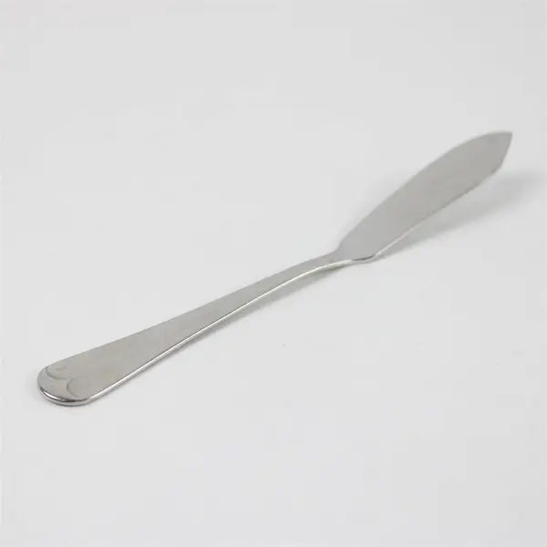 Lot of 3 Wallace Silversmiths Kensington Stainless 2 Butter Knives & Sugar Spoon