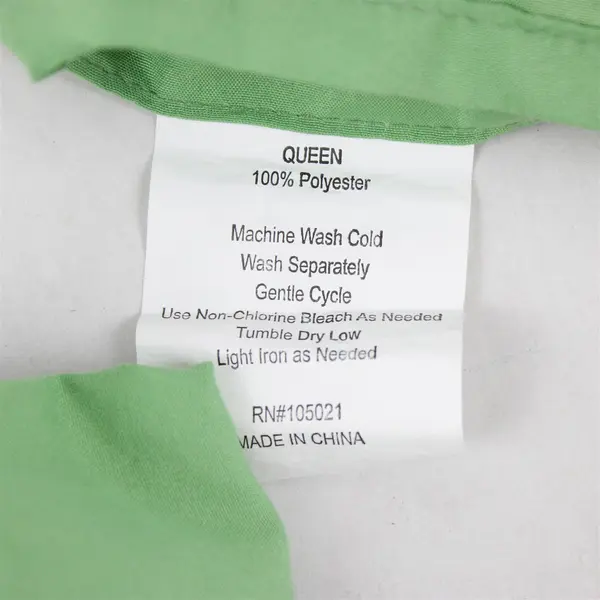 Lot Of 4 Unbranded Solid Green Queen Bed Set (2 Pillowcases, 1 Flat, 1 Fitted)