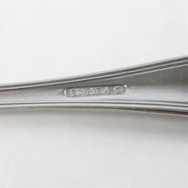 Set of 4  Oneida Tress Stainless Teaspoons