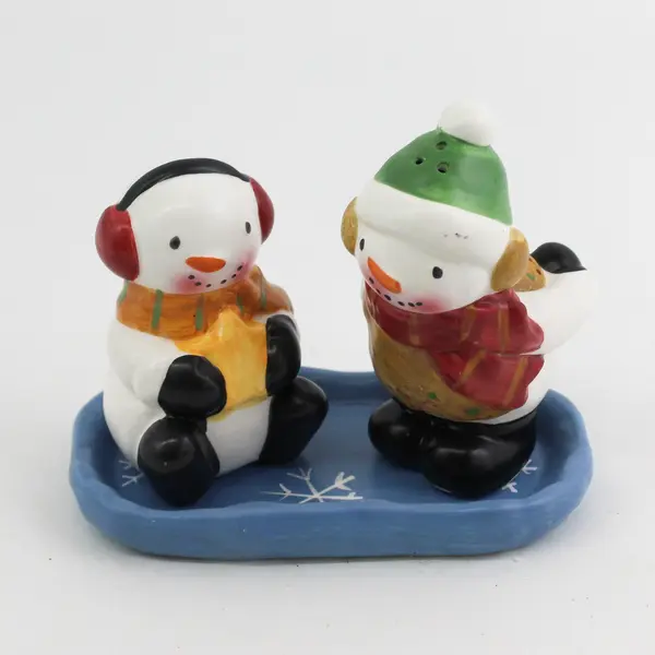 3 Piece Ceramic Snowman Salt And Pepper Shaker Set