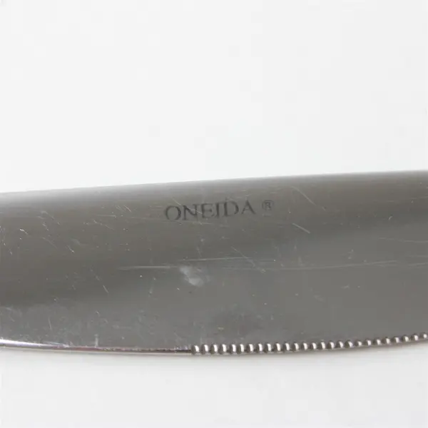 Set of 4 Oneida Tress Stainless Modern Solid Knives