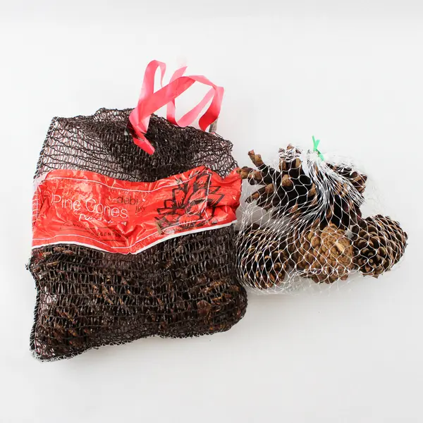 Cinnamon Scented Pinecones for Crafts Holiday Wreaths Garlands Potpourri