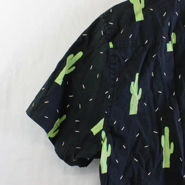 Forever 21 Cactus Print Black Short-Sleeved Button-Up Men's Small