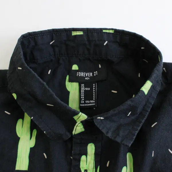 Forever 21 Cactus Print Black Short-Sleeved Button-Up Men's Small