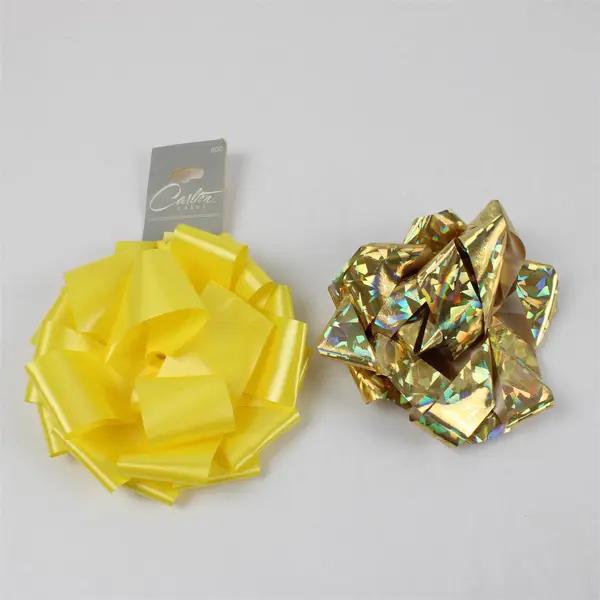 Lot of 11 Christmas & Party Decorations - 7 Bows 4 Ribbons Gift Wrap