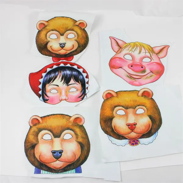 Lot of Red Felt Fabric & Fairy Tale Panels Goldilocks Red Riding Hood 3 Pigs