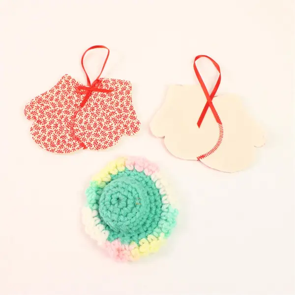 Lot of Mixed Assorted Fabrics for Quilting Sewing Crafts 