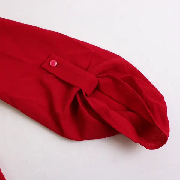 Monteau Los Angeles Women's L Red Ruffle V-Neck Roll Tab Sleeve Blouse