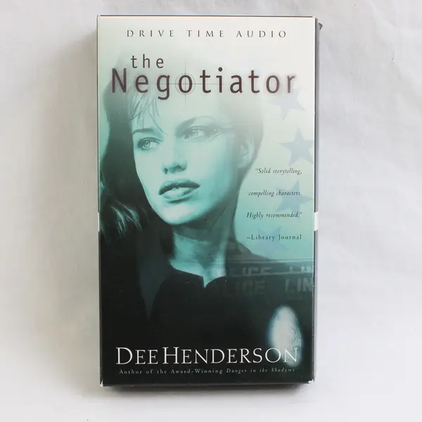 The Negotiator Set 4 Audio Cassettes, Book 1, O'Malley Ser, Dee Henderson  2002