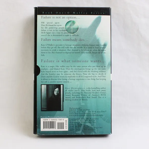 The Negotiator Set 4 Audio Cassettes, Book 1, O'Malley Ser, Dee Henderson  2002