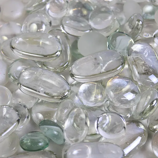 Lot Of 186 Unbranded Matching Clear Glass Stones/Pebbles Iridescent Ovals