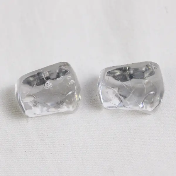 Lot Of 85 Unbranded Matching Clear Plastic Stones/Pebbles Rock/Gem Shaped